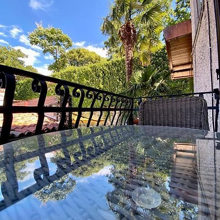 Isola Bella Studios ستريزا المظهر الخارجي الصورة